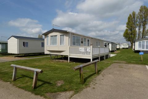 3 bedroom mobile home for sale, Coopers Beach, East Mersea
