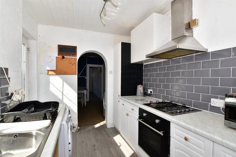 3 bedroom terraced house for sale - Minerva Road, Strood, Rochester, Kent
