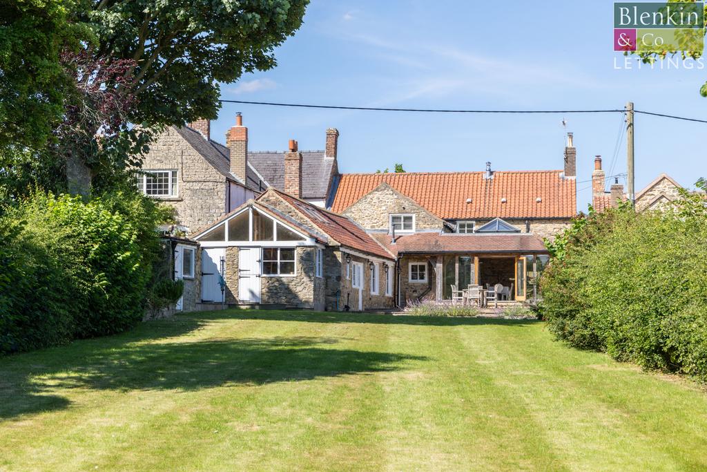 Chimes Cottage External-5