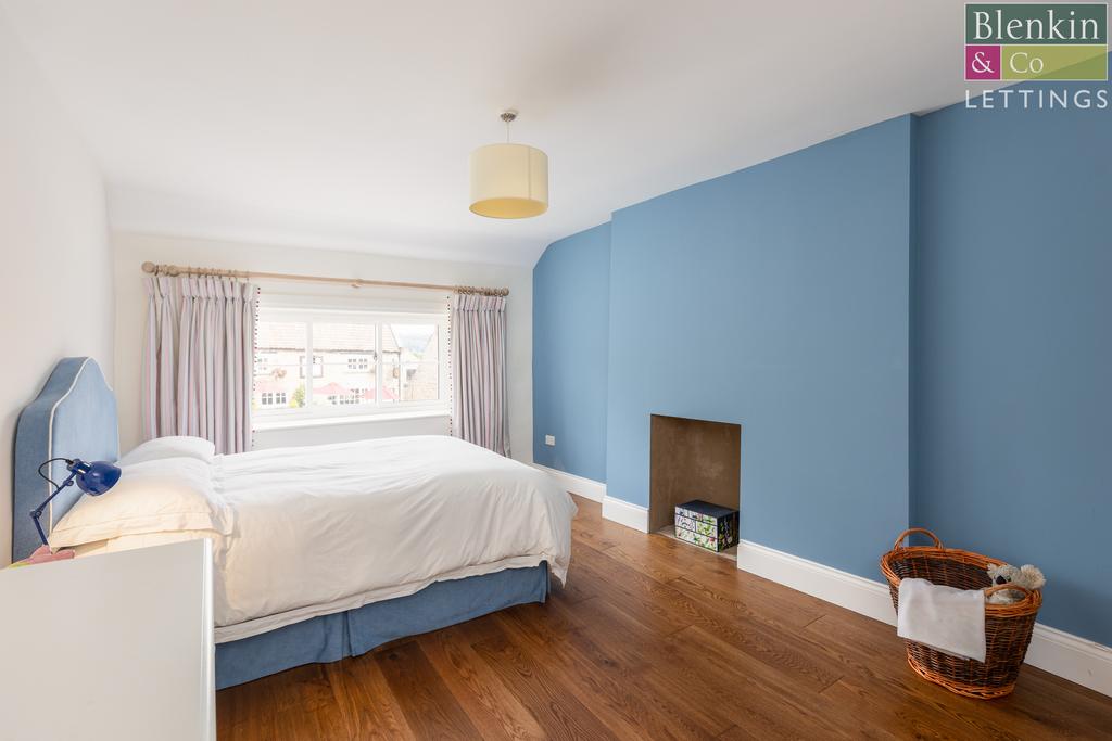 Chimes Cottage Bedroom 3