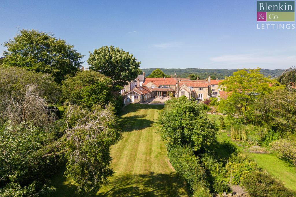 Chimes Cottage Aerial-3