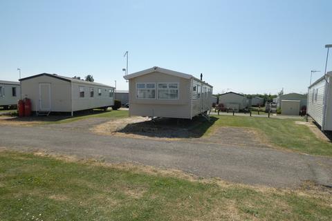 2 bedroom mobile home for sale - Church Lane, East Mersea