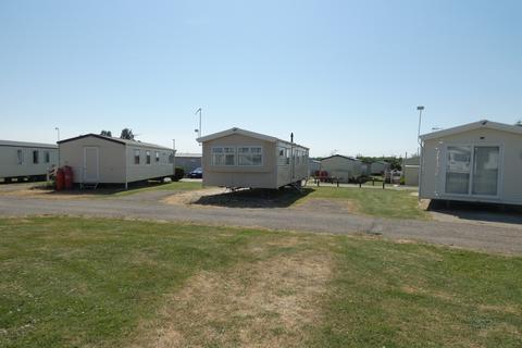 2 bedroom mobile home for sale - Church Lane, East Mersea
