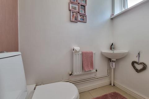114a Dobbins Road, Barry, CF63 2NP