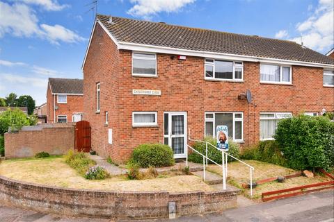 1 Chislehurst Close, Maidstone, ME15 8TS