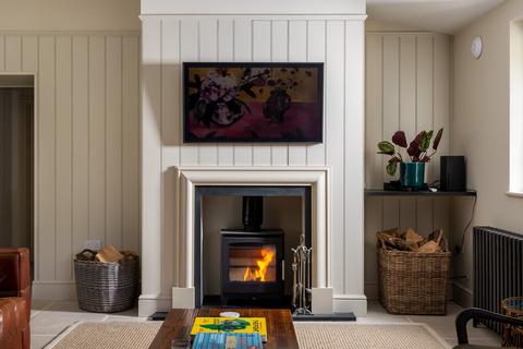 The Stables, Glebe Farm Barnsley Road, Ampney Crucis, Cirencester, GL7 5DY