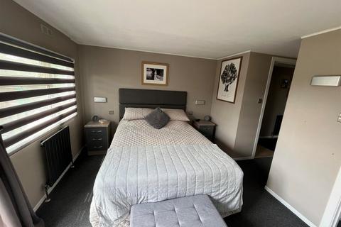 1 bedroom park home for sale, East Hill Road, Knatts Valley, Sevenoaks, Kent