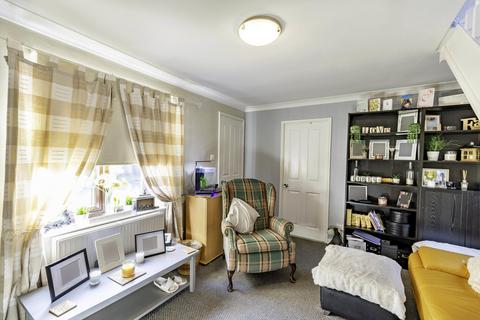 14 Cardinal Close, Rossington, Doncaster, DN11 0XG
