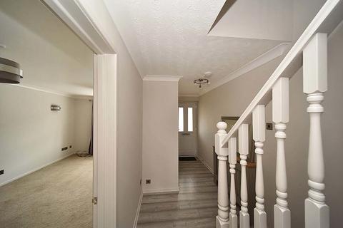 3 bedroom terraced house to rent, Bessancourt, Holmes Chapel