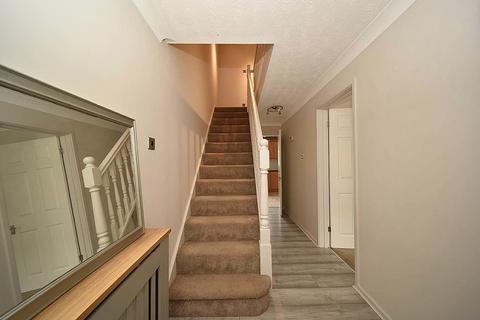 3 bedroom terraced house to rent, Bessancourt, Holmes Chapel