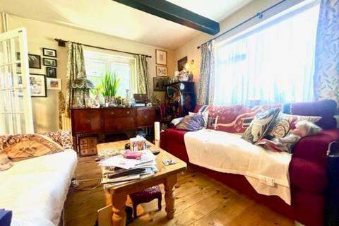 7 West Chantry, Harrow, HA3 6NX