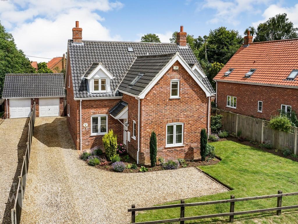 Woodgate Lane, Swanton Morley, Dereham 4 bed detached house for sale