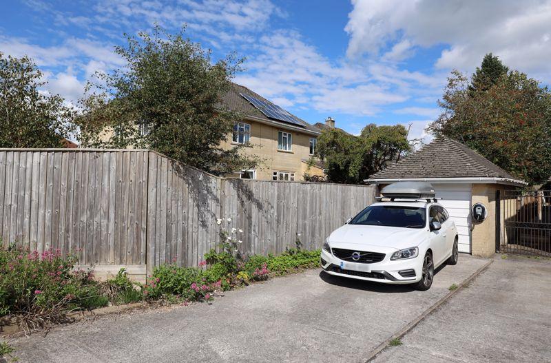 Garage &amp; Driveway