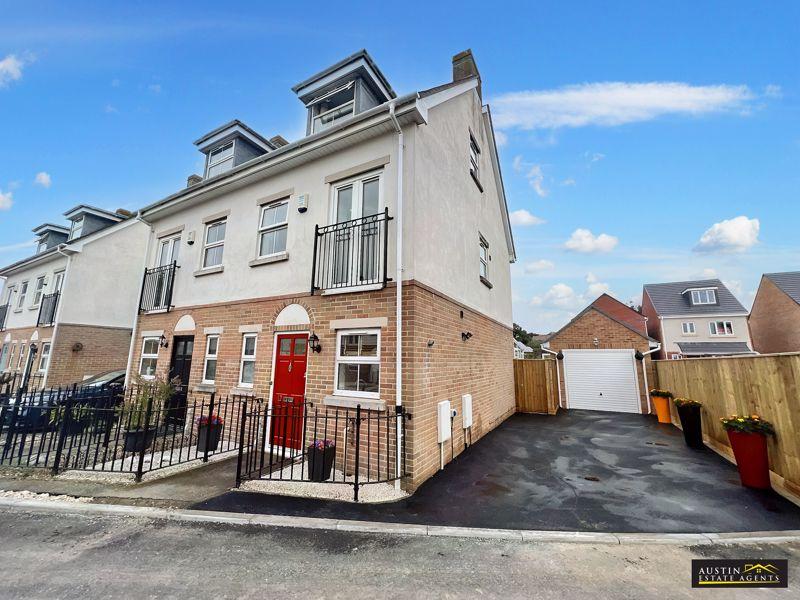 CELANDINE CLOSE, LODMOOR, WEYMOUTH 3 bed semidetached house for sale