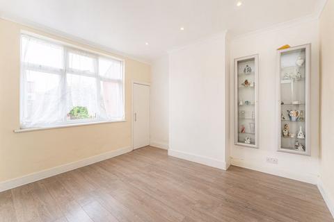 73 Belvedere Road, London, E10 7NW