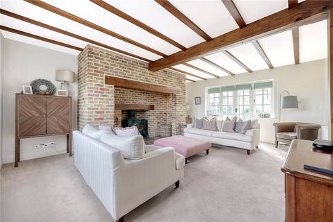 Firstone Barling Road, Great Wakering, Southend-on-sea, SS3 0ND
