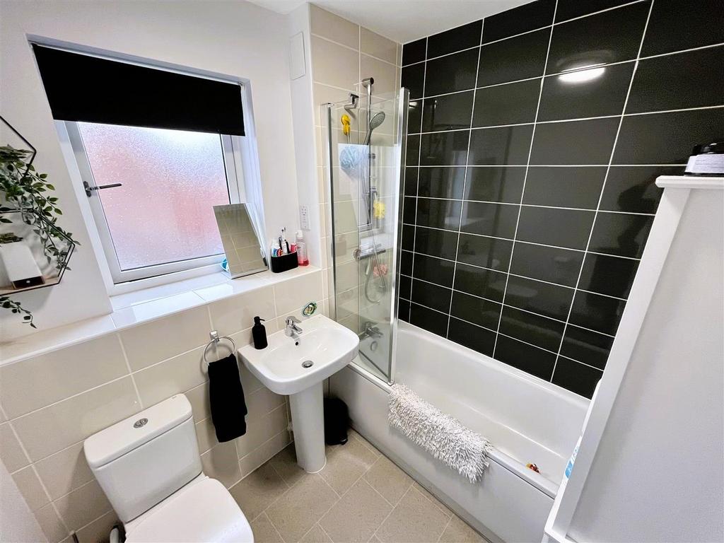 Family bathroom