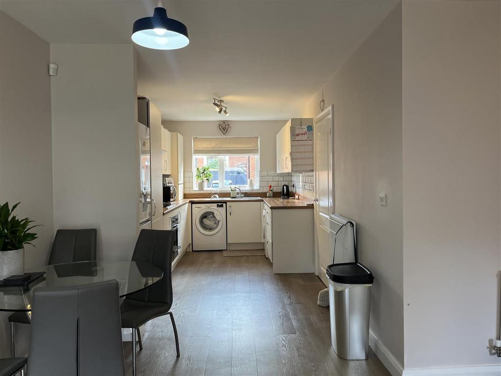Kitchen/living room