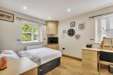 Ty Dre Methodist Hill, Froncysyllte, Llangollen, LL20 7SN