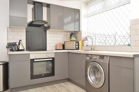 190 Heron Street, Oldham, OL8 4NB