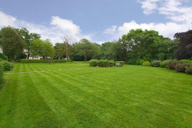 Grounds.jpg