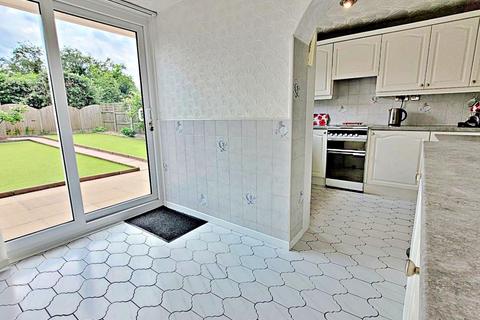 42 Blackdown, Wilnecote, Tamworth, B77 4JH