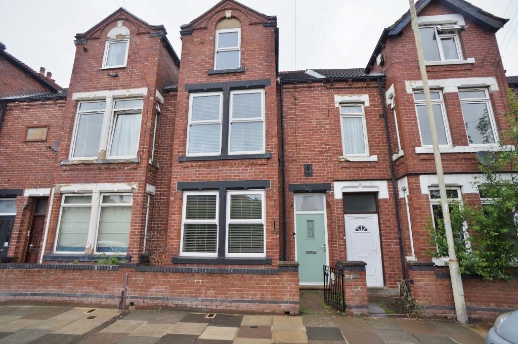 Smawthorne Lane, Castleford 3 bed terraced house for sale £215,000