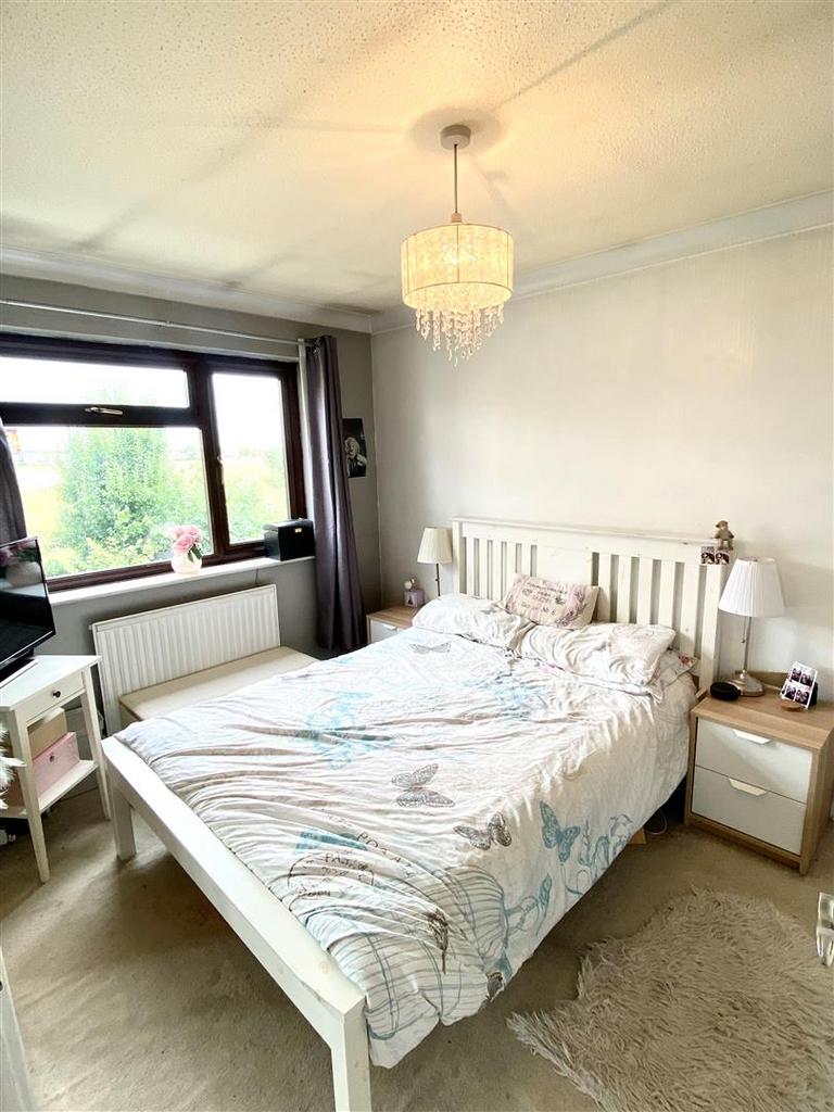 48 woodham park.jpg