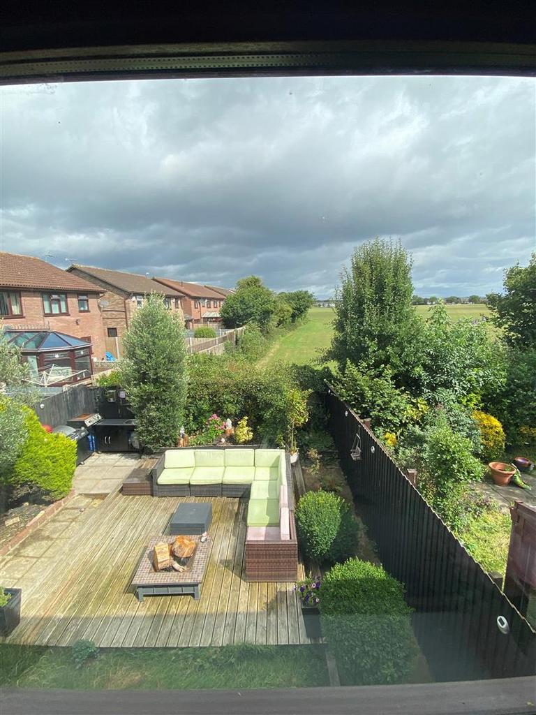 48 woodham park.jpg