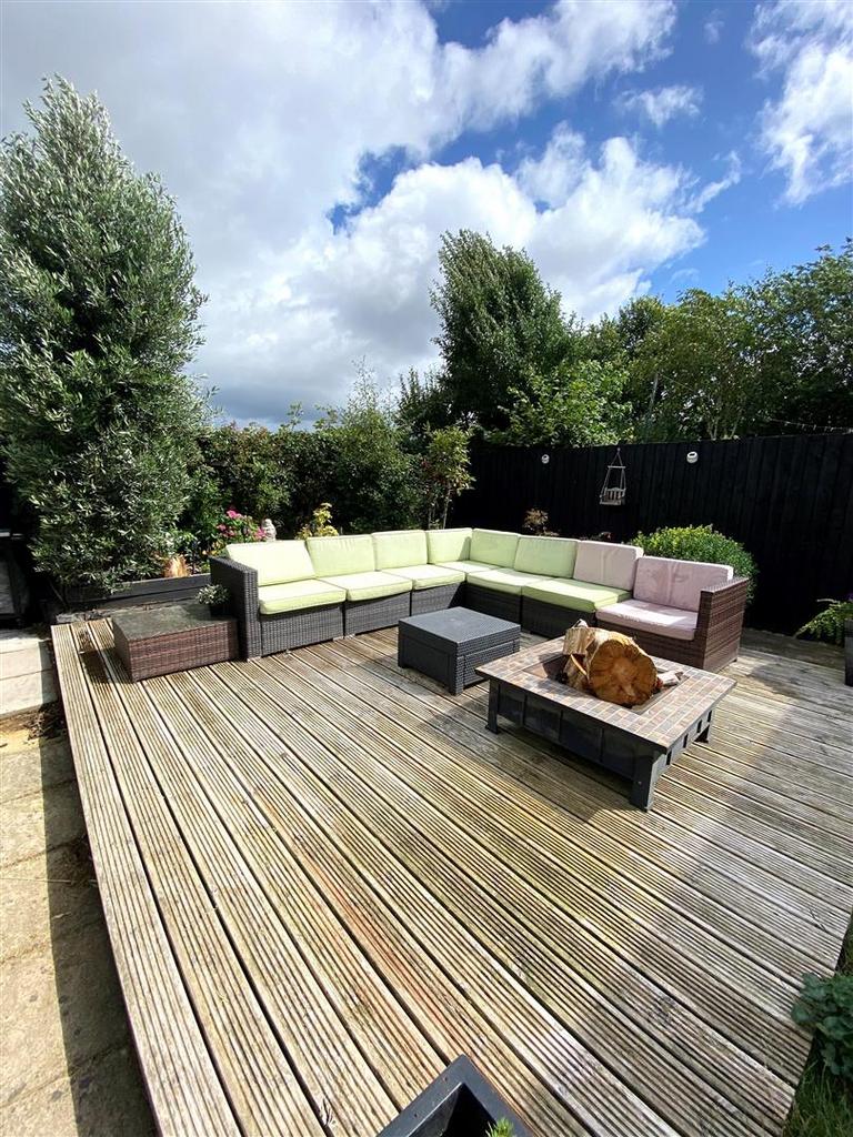 48 woodham park.jpg