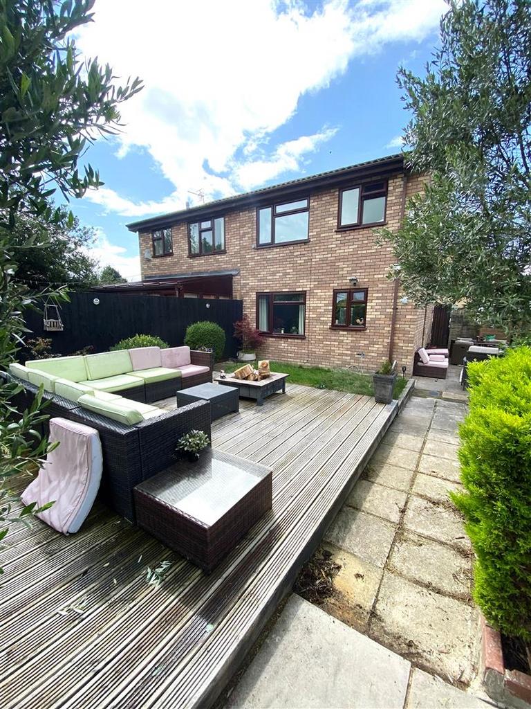 48 woodham park.jpg
