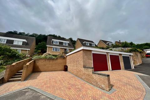 10 Burnt Oak, Dursley, GL11 4HD