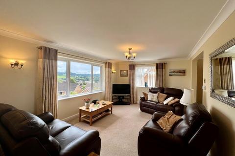 10 Burnt Oak, Dursley, GL11 4HD