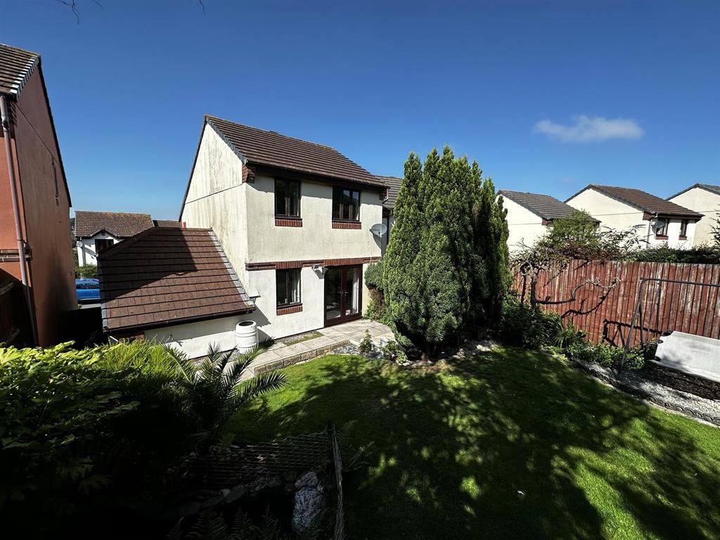 Seymour Drive, Dartmouth 3 bed detached house for sale £329,000