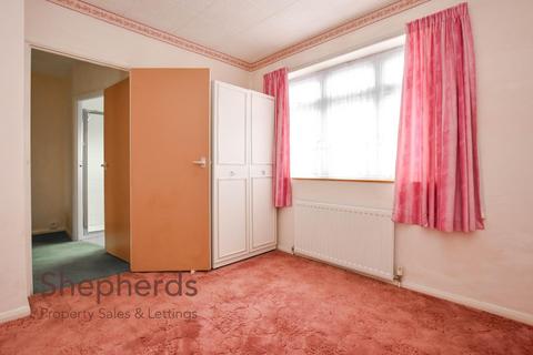 57 Elm Drive, Cheshunt, Waltham Cross, EN8 0SB