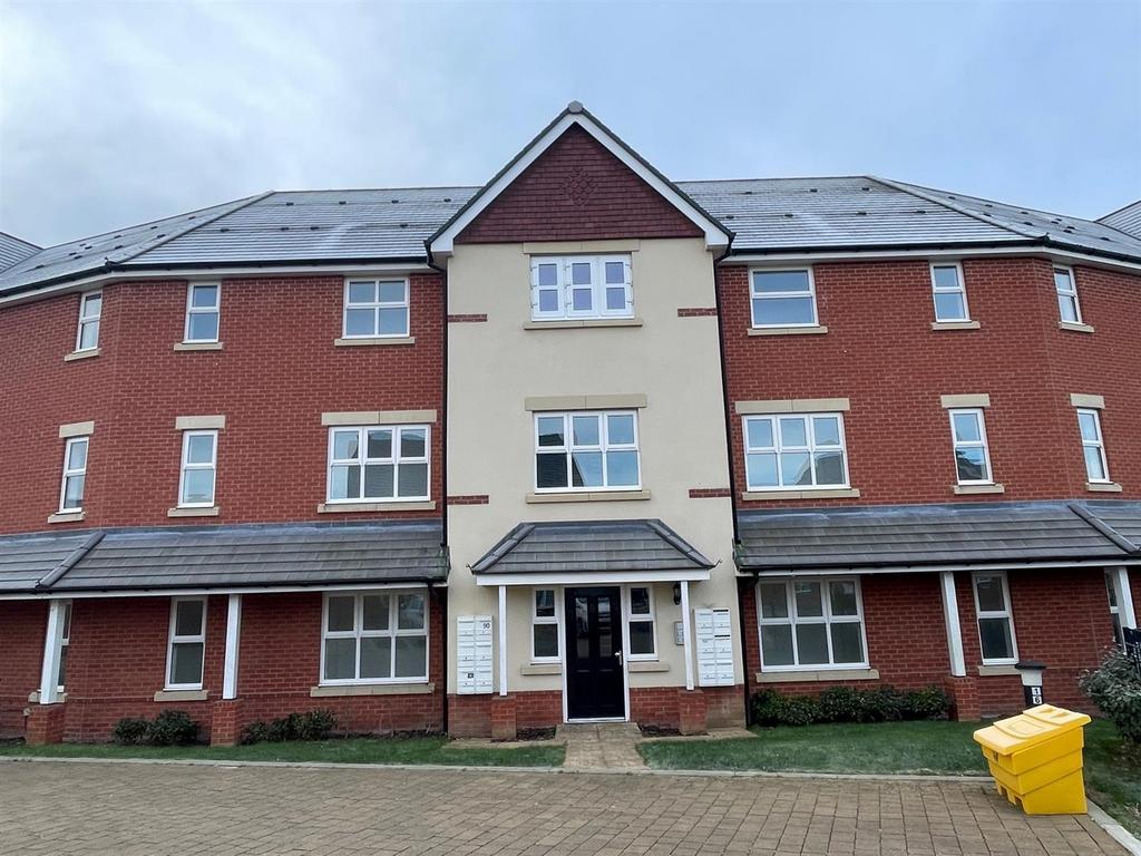 Harebell Road, Andover 2 bed apartment £950 pcm (£219 pw)