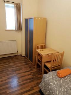 Flat share to rent - Chichele Road