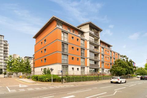 180 Holland Gardens, Brentford, TW8 0AX