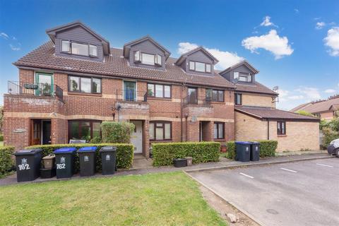 1 bedroom maisonette for sale, Maypole Road, Taplow