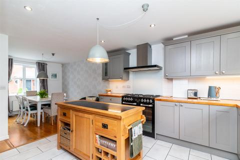 42 Brettsil Drive, Ruddington, Nottingham, NG11 6AH