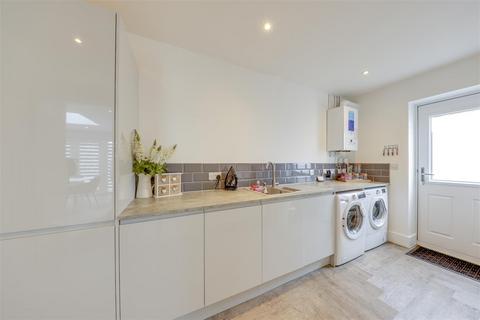 5 Anderton Close, Bury, BL8 2HQ