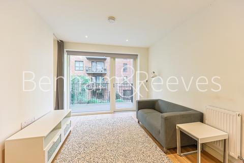 undefined, Accolade Avenue, Southall UB1