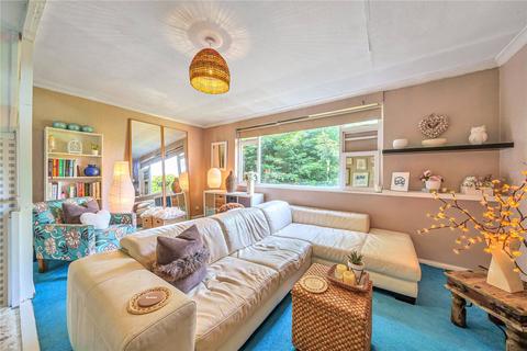 22 Guibal Road, London, SE12 9LX