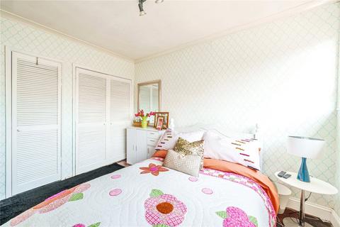 22 Guibal Road, London, SE12 9LX