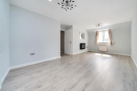 3 bedroom apartment to rent, Wayte Street,  Nightingale Rise,  SN2