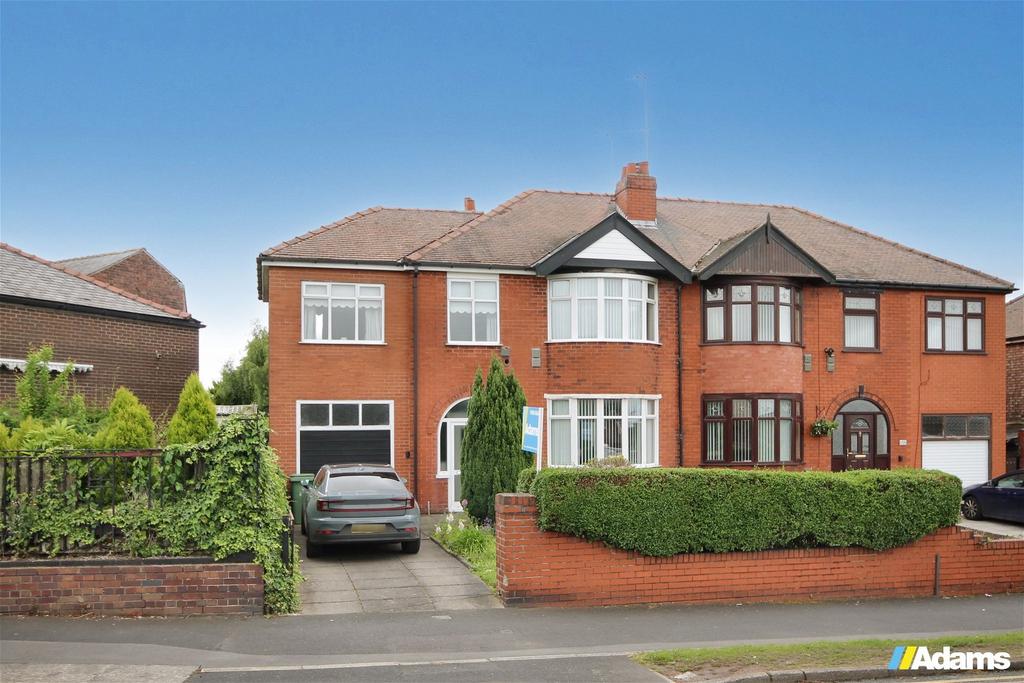Kingsway, Widnes 4 bed semidetached house for sale £270,000