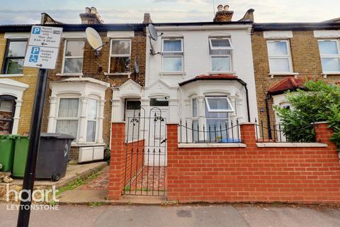 68 Selby Road, London, E11 3LR