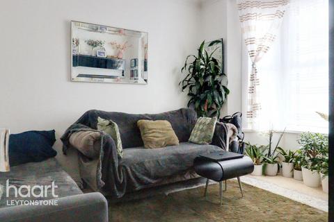 68 Selby Road, London, E11 3LR
