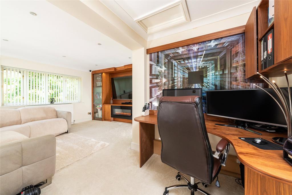 Study/Family Room