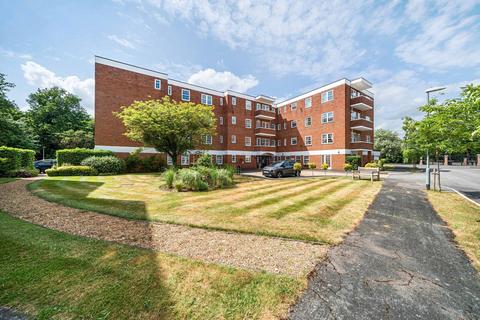 2 bedroom apartment for sale, Bulstrode Court, Gerrards Cross, Buckinghamshire, SL9